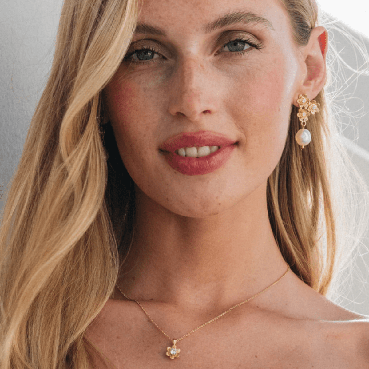 JUNI NECKLACE