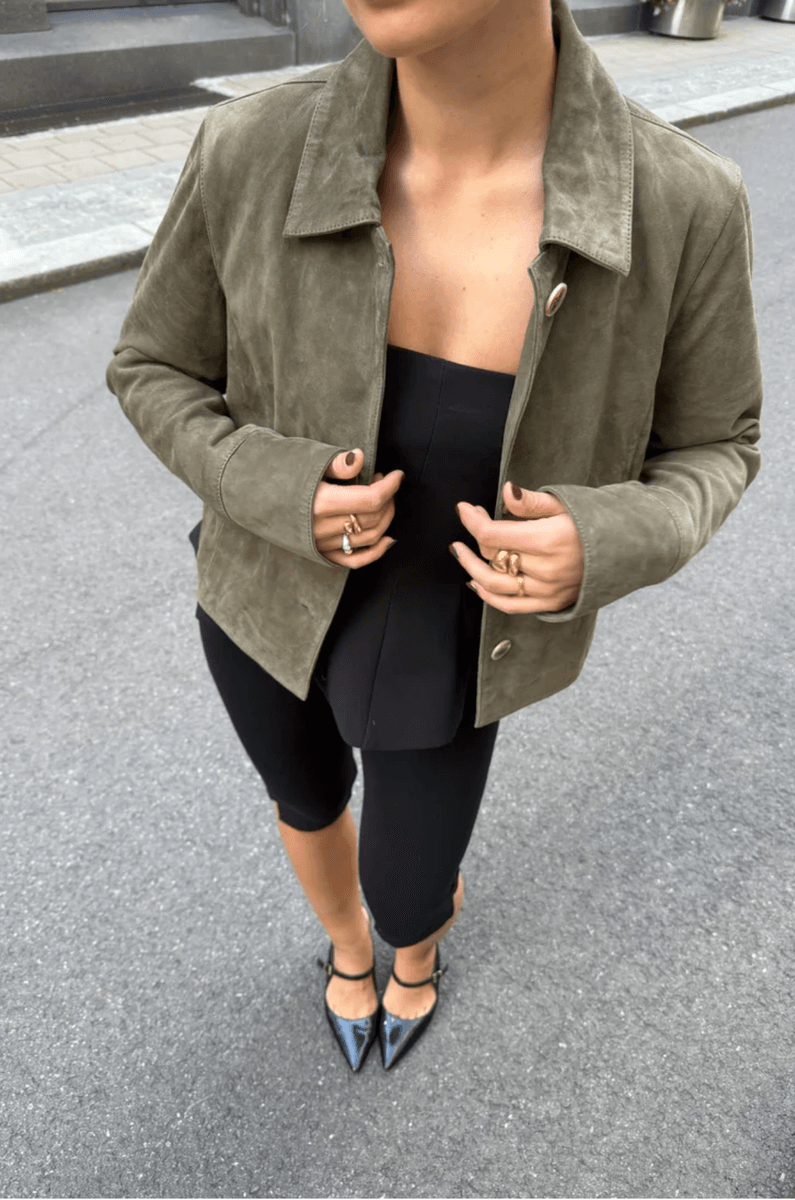 ALLY SEMSKET SKINNJAKKE Oliven